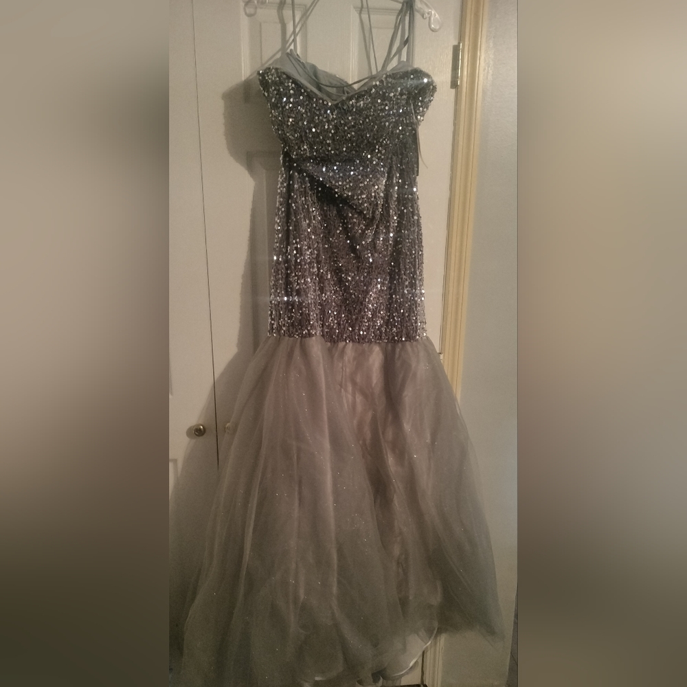 Prom dress NWT